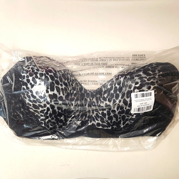 ❤️NWT VINTAGE TORRID WIRELESS BRA - CHEETAH PRINT - BACK SMOOTHING LIGHTLY LINED - Picture 4 of 8